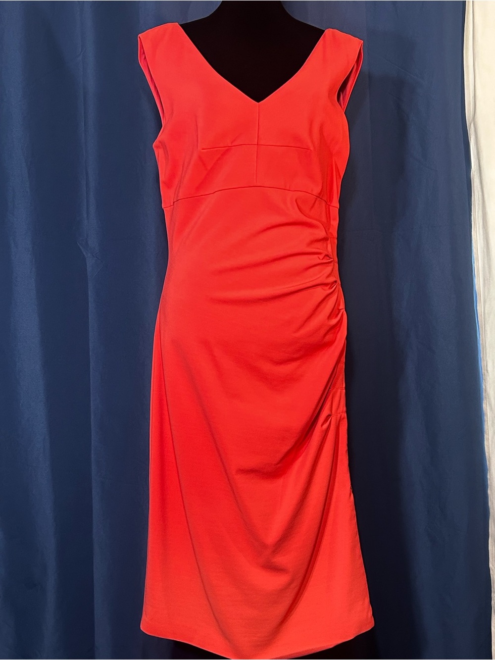 Red V-Neck Ruched Sheath Dress